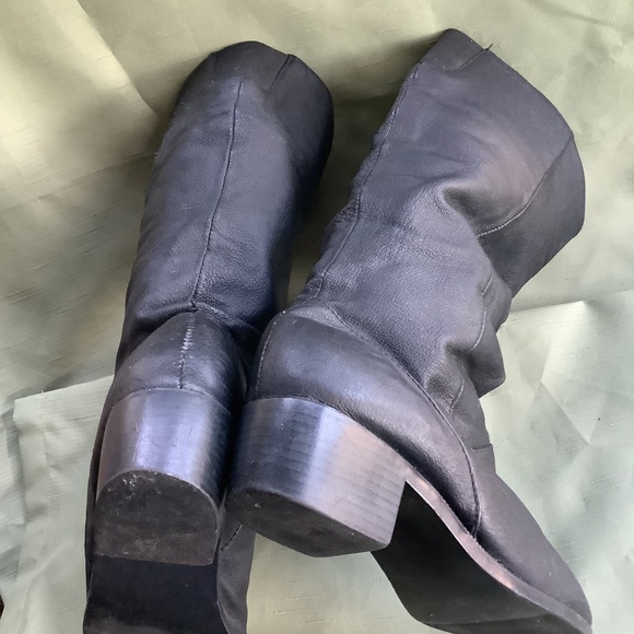 Pull-on above calf boots - Picture 10 of 12